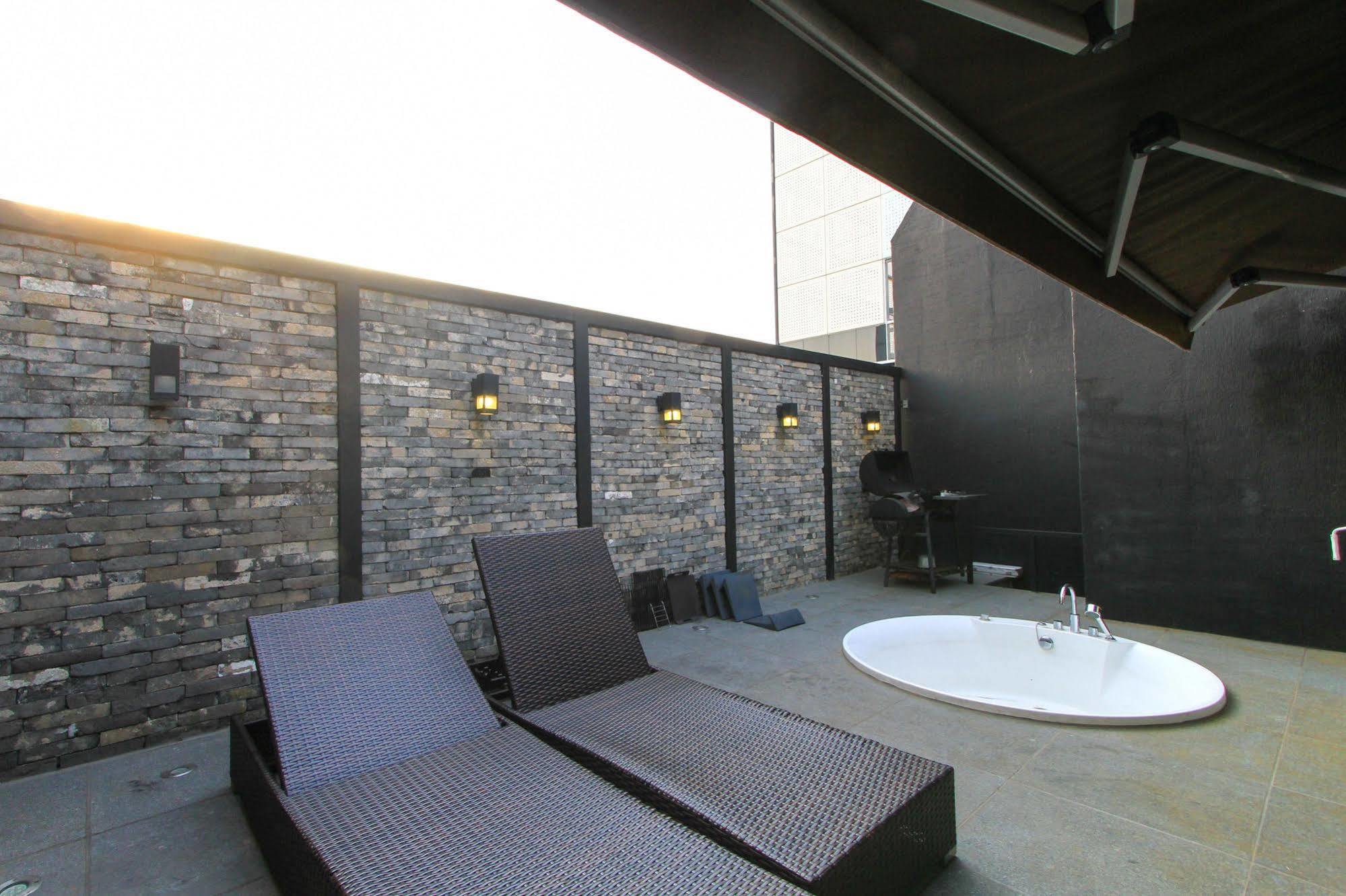 25 Hours Hotel 2 Busan Exterior foto